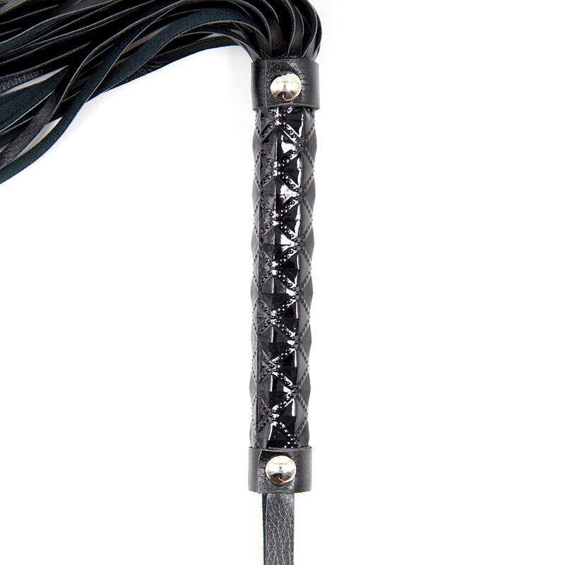 OHMAMA FETISH - PEITSCHENGRIFF-DIAMANT-DESIGN - Vanelion Paradise