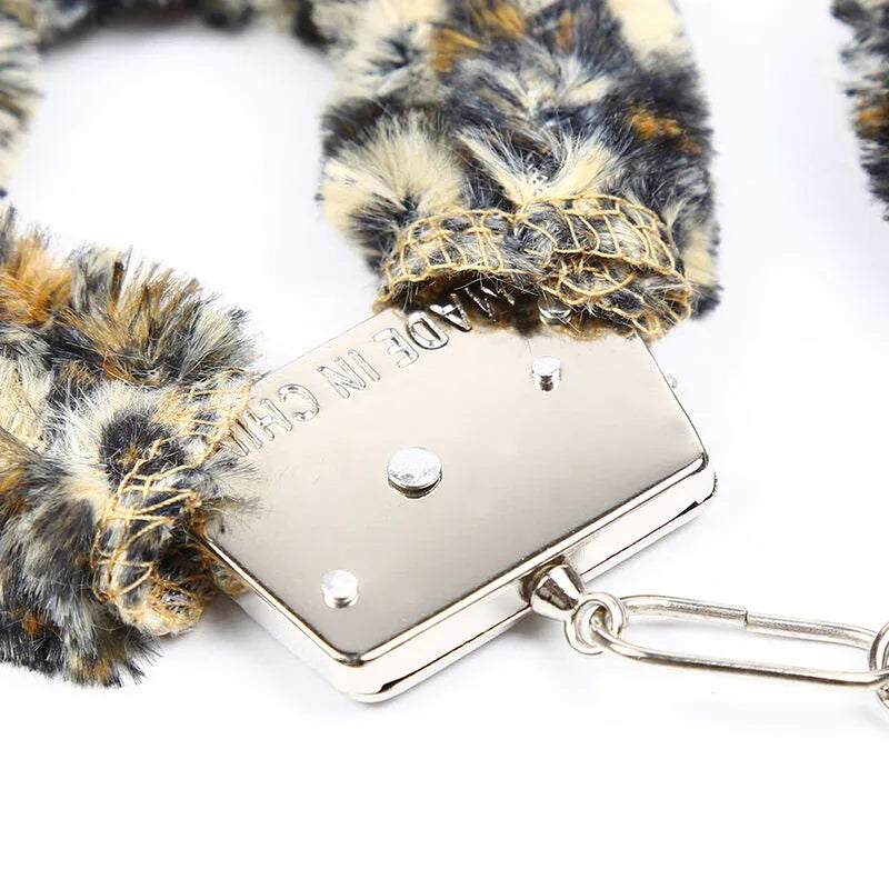 OHMAMA FETISH - SAMT FURLINED METALL HANDGELENK-MANSCHETTEN - Vanelion Paradise