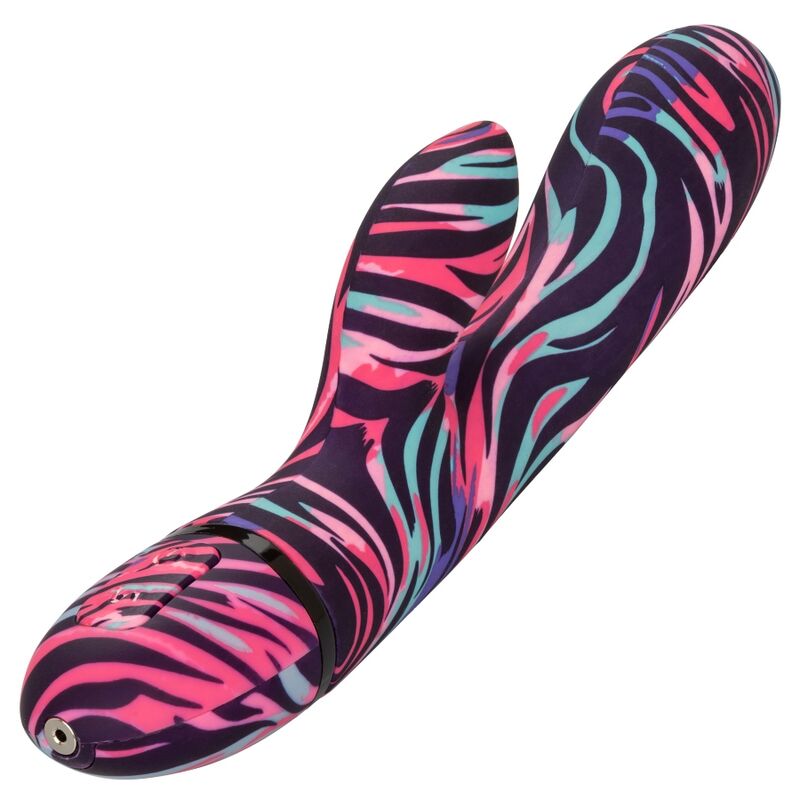 CALEXOTICS - MENAGE A MOI DUAL WAND VIBRATOR