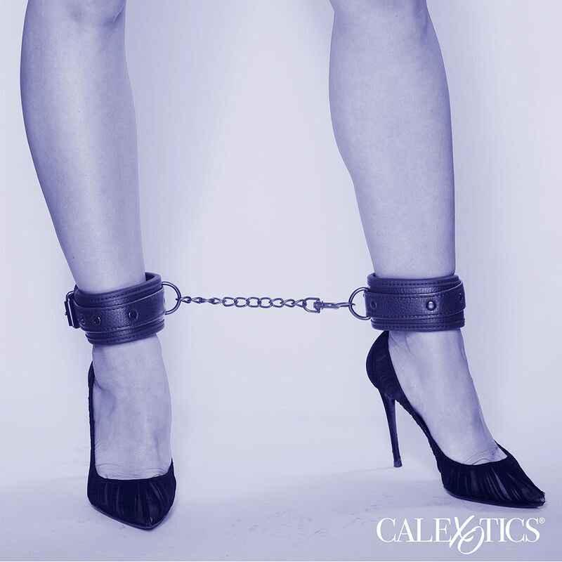 CALEXOTICS - NOCTURNAL FUSSMANSCHETTEN LEDER VERSTELLBAR SCHWARZ - Vanelion Paradise