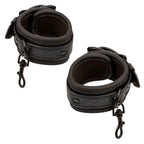 CALEXOTICS - NOCTURNAL HOG TIE CONNECTOR CUERO EINSTELLBAR SCHWARZ - Vanelion Paradise