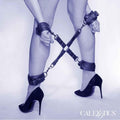 CALEXOTICS - NOCTURNAL HOG TIE CONNECTOR CUERO EINSTELLBAR SCHWARZ - Vanelion Paradise
