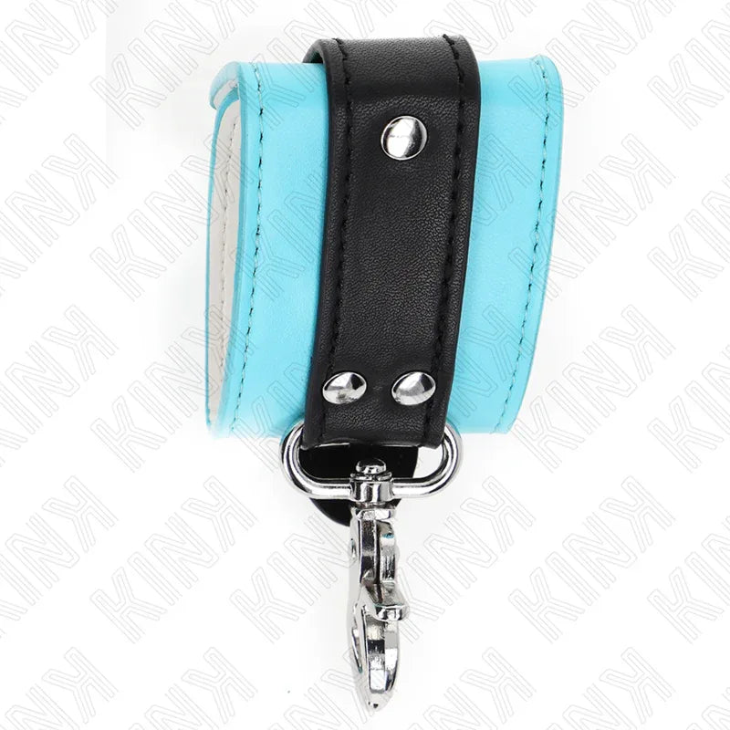 KINK - PREMIUM ABSCHLIEßBARE HANDGELENKFESSELN SCHWARZ/BLAU VERSTELLBAR 21-28 CM X 5,5 CM - Vanelion Paradise