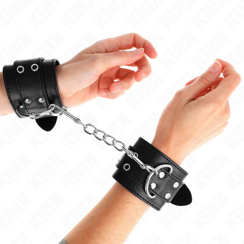 KINK - HANDGELENKFESSEL MIT DOPPELTER SCHNALLE SCHWARZ VERSTELLBAR 19-26 CM - Vanelion Paradise