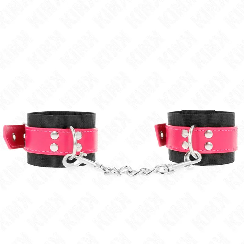 KINK - NYLON HANDGELENKFESSELN SCHWARZ MIT KUNSTLEDERGÜRTEL HIMBEERROSA VERSTELLBAR 19-29 CM X 5,1 CM - Vanelion Paradise