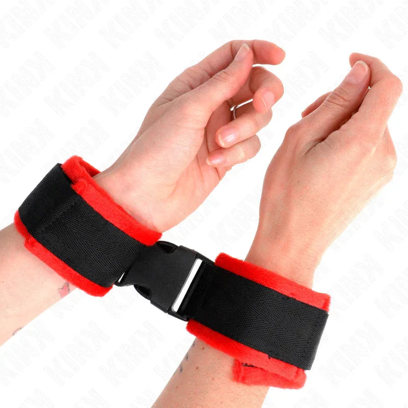 KINK - NYLON BIND KLETT-HANDFESSELN SCHWARZ MODELL 1 VERSTELLBAR 25-35 CM X 6 CM - Vanelion Paradise
