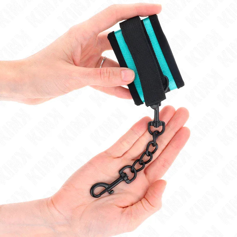 KINK - NYLON-HANDFESSEL MIT KLETTVERSCHLUSS SCHWARZ-BLAU VERSTELLBAR 18-32 CM X 5 CM - Vanelion Paradise
