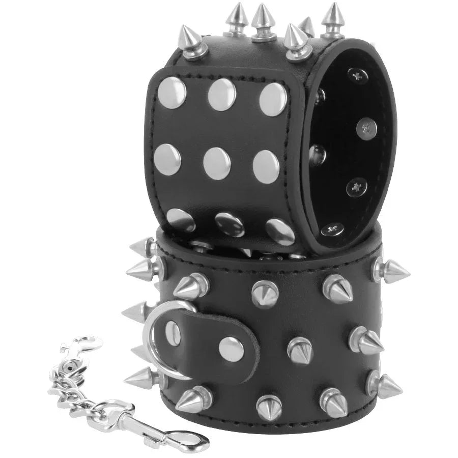 DARKNESS - SKULLS AND BONES SCHWARZE HANDSCHELLEN MIT SPIKES - Vanelion Paradise