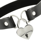 COQUETTE CHIC DESIRE - VEGANE LEDER-HALSKETTE MIT HERZ-ACCESSOIRE MIT SCHLÜSSEL - Vanelion Paradise